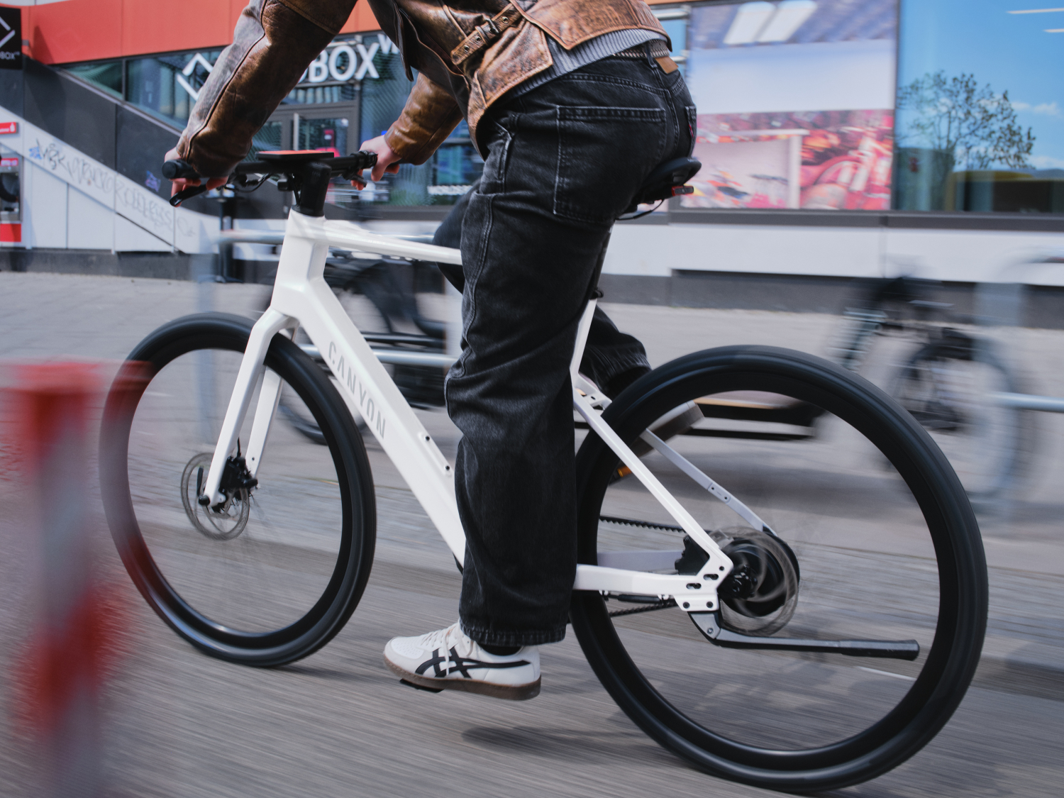 Bosch pokazał swój pierwszy silnik e-bike w piaście oraz inne nowości! (2027)
