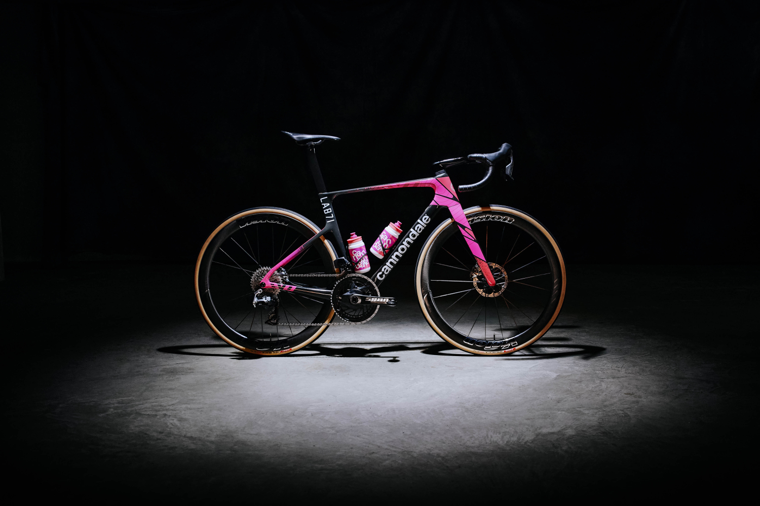 Nowy Cannondale SuperSix EVO oficjalnie zaprezentowany – to już 5. generacja tej kultowej szosy! (2026)