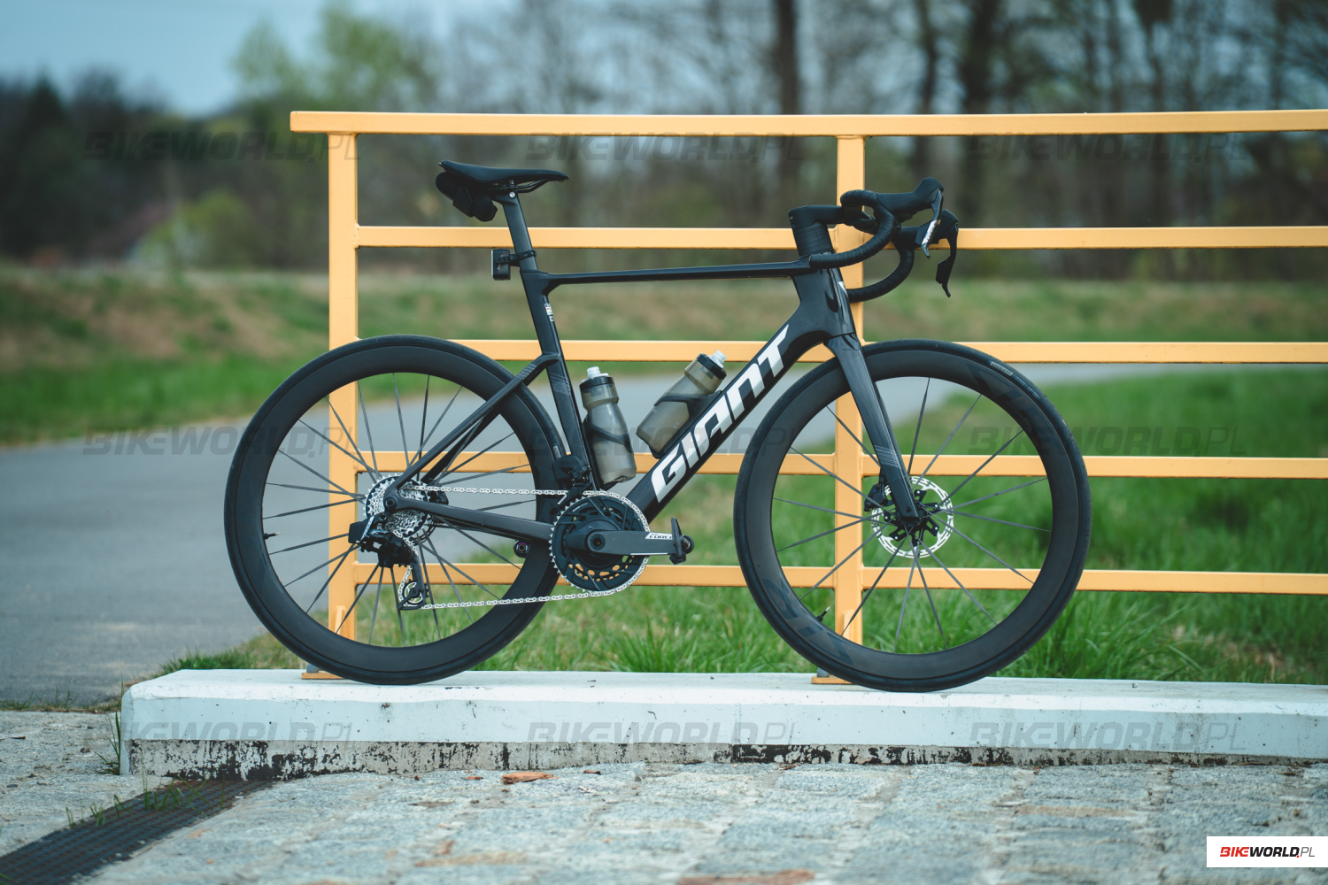 Galeria: Giant Propel Advanced Pro 0-AXS (2027)