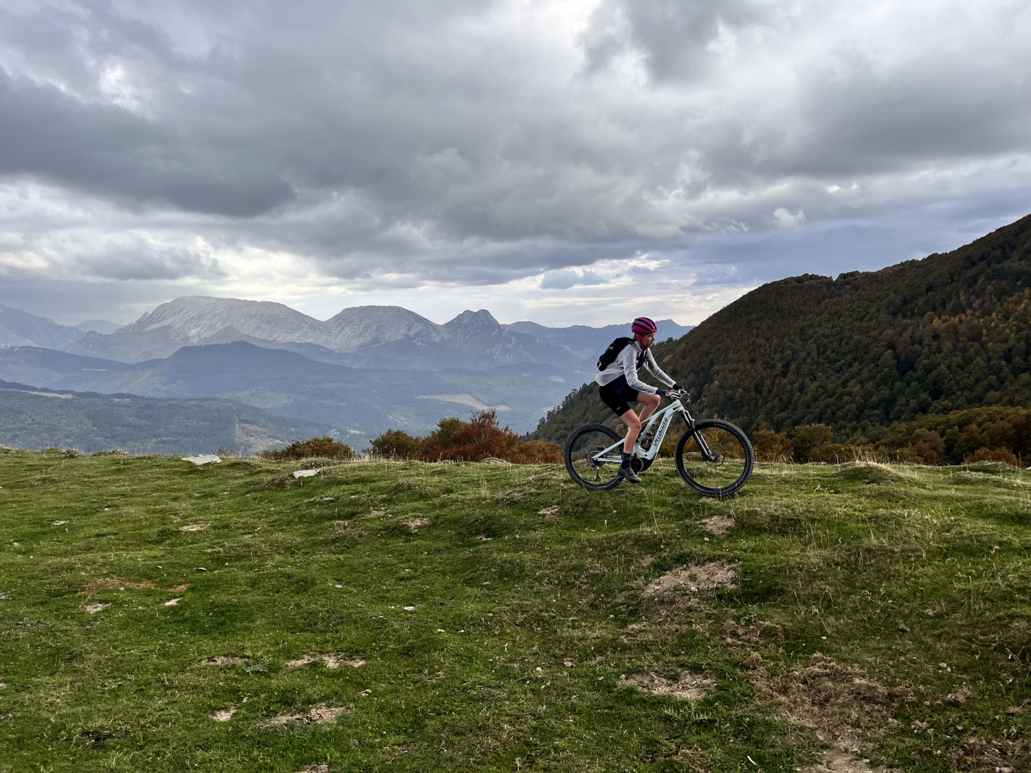 Rowerem MTB przez Pireneje: czego się spodziewać?