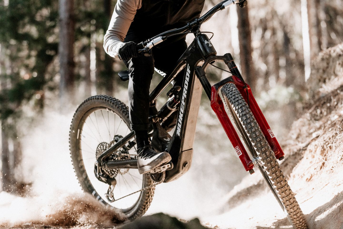 Nowe amortyzatory RockShox: Lyrik, Zeb, Super Deluxe i Vivid Air z innowacyjną konstrukcją!