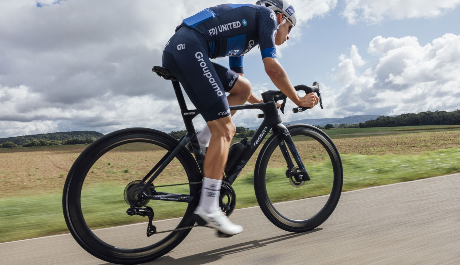 Rowery WorldTour 2026 – na czym ścigają się najszybsi kolarze świata?