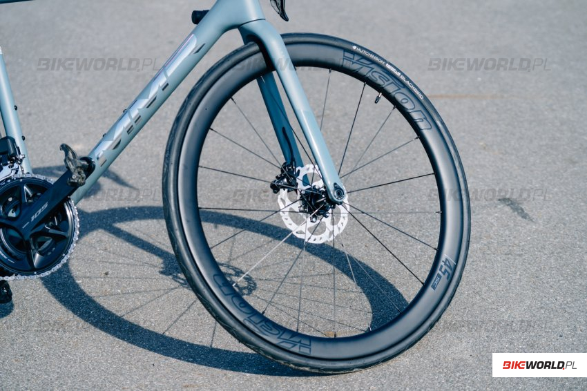 MMR Adrenaline 30 Carbon 105 Di2