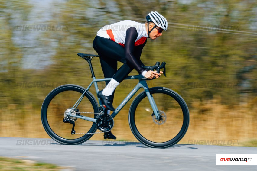 MMR Adrenaline 30 Carbon 105 Di2