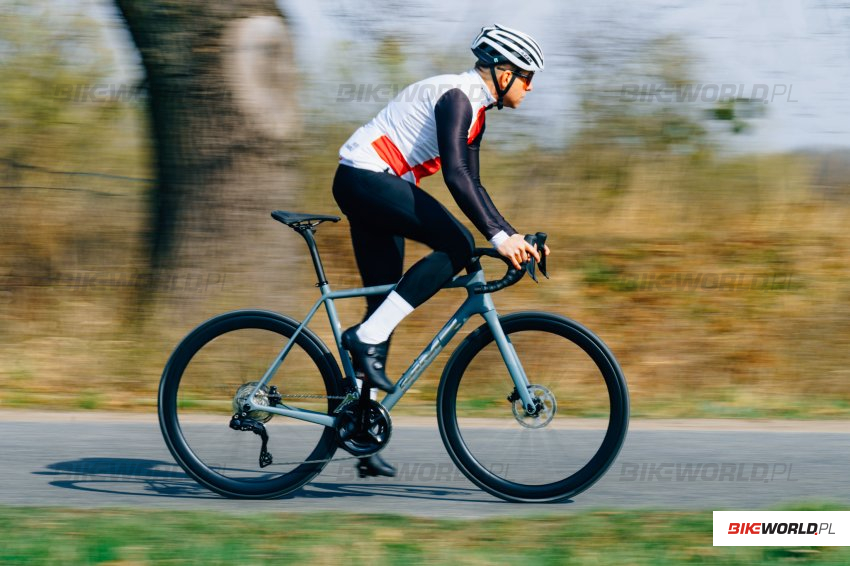 MMR Adrenaline 30 Carbon 105 Di2