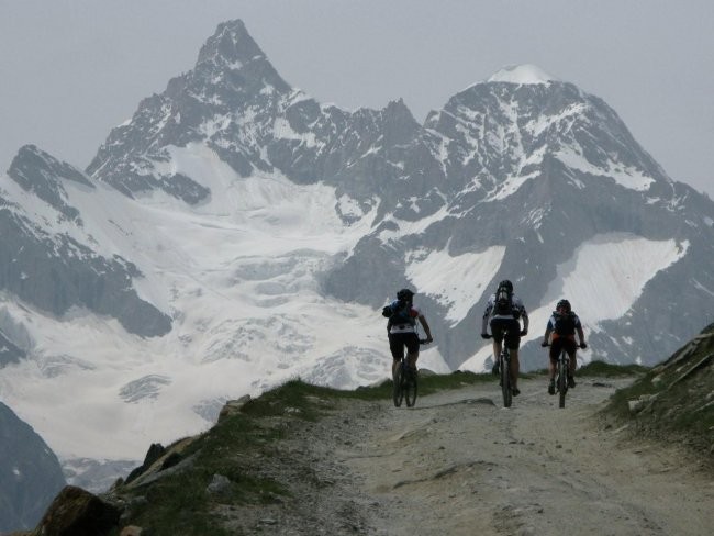 Zdjęcie do artykułu: W cieniu Matterhorn - Szwajcaria 2008