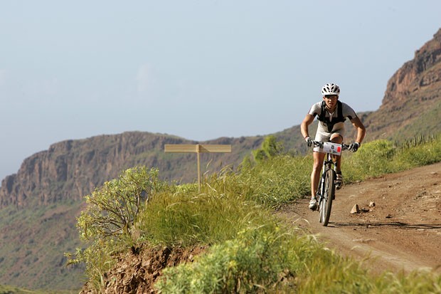 Zdjęcie do artykułu: Kozela wygrywa Open MTB Gran Canaria