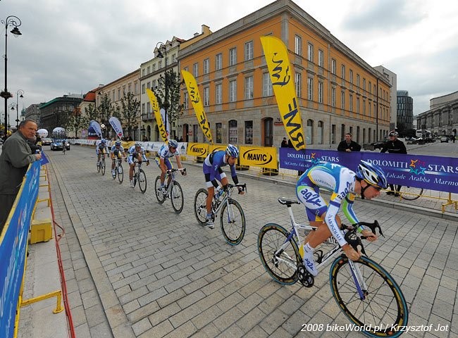 Zdjęcie do artykułu: Silna ekipa AG2R