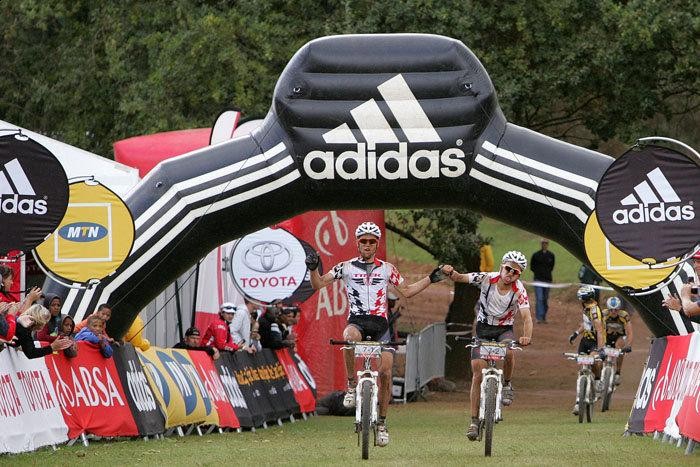 Zdjęcie do artykułu: CapeEpic: Bulls odjeżdżają rywalom