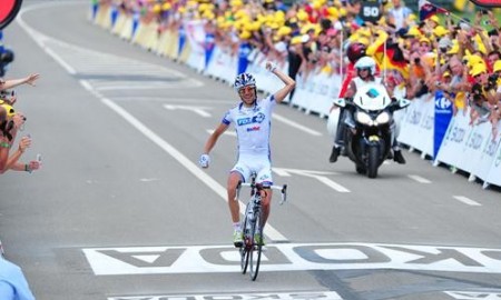 Zdjęcie do artykułu: TdF: Pinot wygrywa samotnie