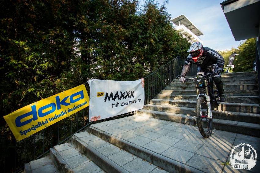 Zdjęcie do artykułu: Downhill City Tour 2018 startuje 8 kwietnia