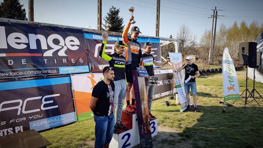 Zdjęcie do artykułu: Batek wygrywa Force MTB Maraton w Orzeszu