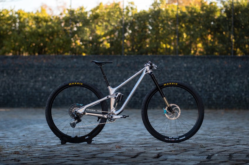 Zdjęcie do artykułu: Actofive I-Train 32 – pierwszy rower trailowy na kołach 32” (2026)