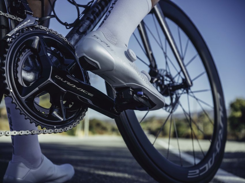 Zdjęcie do artykułu: Shimano robi rewolucję w pedałach szosowych! Nowy system SPD-SLR (2027)