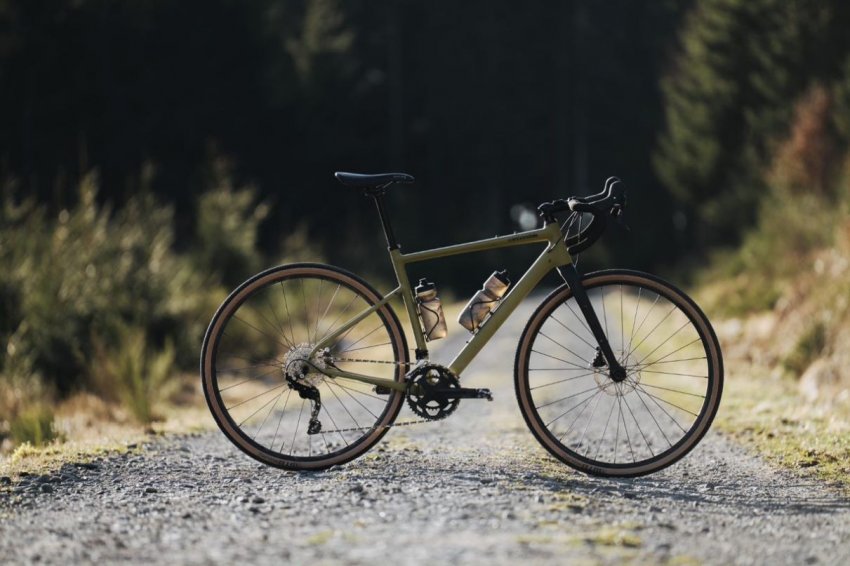 Zdjęcie do artykułu: Nowy aluminiowy Cannondale Topstone (2022)