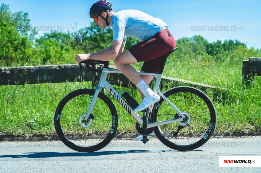 Zdjęcie do artykułu: Video Test: Nowy Canyon Endurace CF SLX 8 Di2 – wyścigowy wygląd, komfort dla amatora