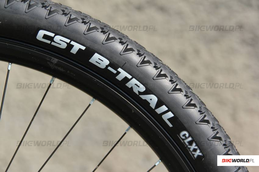 Zdjęcie do artykułu: Test: CST B-Trail - wyścigowa opona MTB