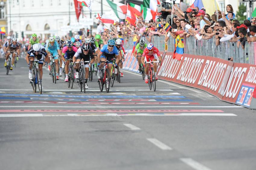 Giro di Italia,Tyler Farrar,Garmin-Sharp,Nacer Bouhanni,Giacomo Nizzolo,Luka Mezgec,FDJ.fr,Trek Factory Racing,Giant-Shimano