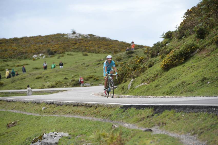 Vuelta a Espana,Astana,Paolo Tiralongo