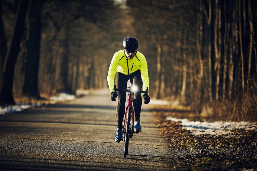 Zdjęcie do artykułu: Bezpieczeństwo na rowerze: Jak zadbać o widoczność?