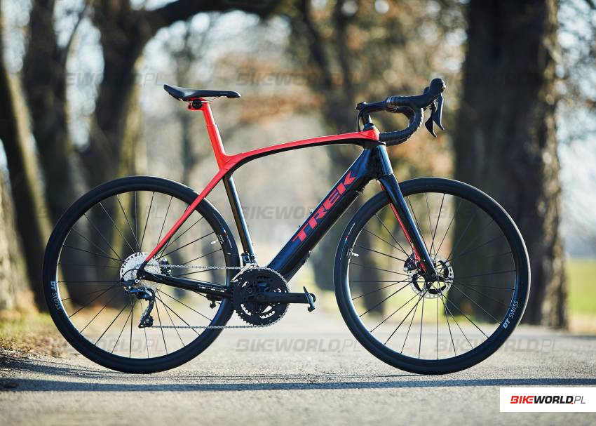 Test Elektryczna szosa Trek Domane LT 2020