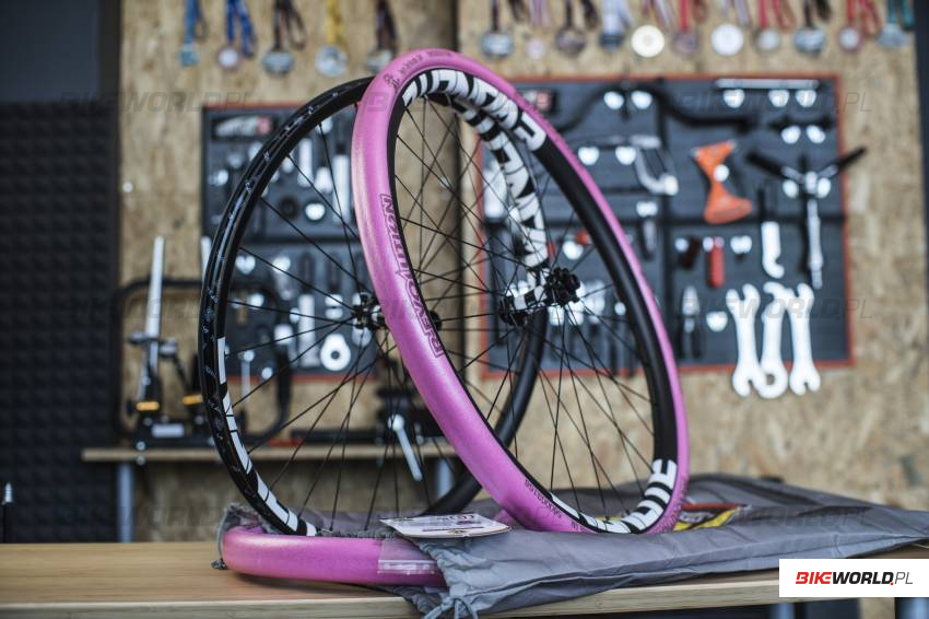 Zdjęcie do artykułu: Test: Karbonowe koła Evanlite Graphene MTB