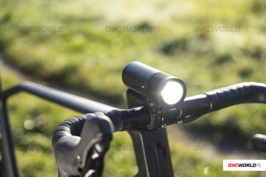 Zdjęcie do artykułu: Test: Mocna lampa rowerowa - Knog PWR Mountain 2000