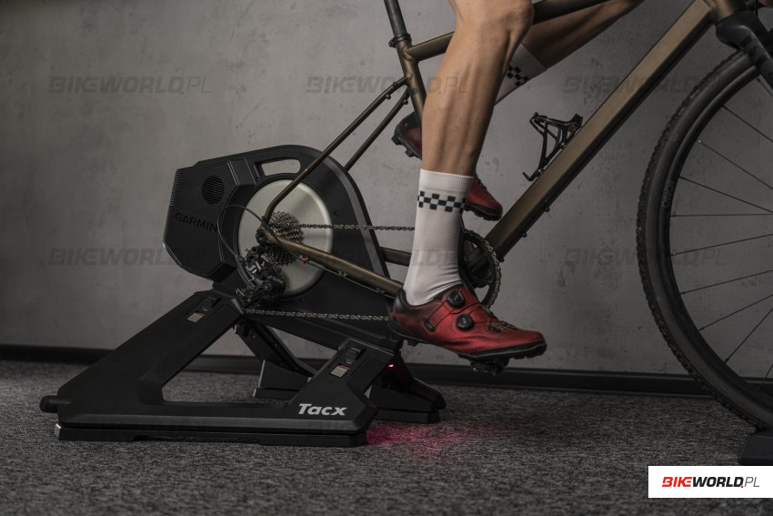 Zdjęcie do artykułu: Test: Trenażer Tacx Neo 3M – realistyczny direct-drive!