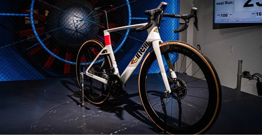 Zdjęcie do artykułu: Cinelli Aeroscoop - nowa aero szosówka do-it-all na rynku!