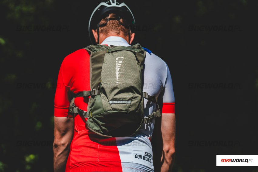 Zdjęcie do artykułu: Test: Kamizelka rowerowa z bukłakiem – Camelbak Chase Adventure 8 Vest