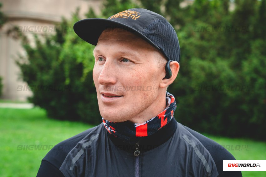 Zdjęcie do artykułu: Test: Shokz OpenFit Air 2 – komfortowe słuchawki do biura, domu i na rower!