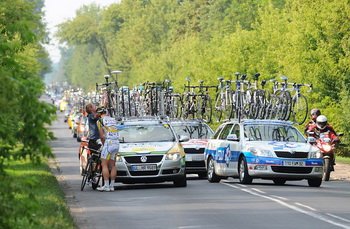 Nie obyło się bez pomocy wozów technicznych