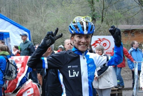 Zawodniczka Giant Pro XC Team przyznaje, że w nowych barwach czuje się jak ryba w wodzie. Fot. Aleksandra Jochymek