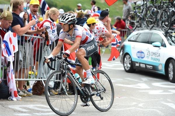 Michał Kwiatkowski (Omega Pharma Quick Step) stracił na etapie 7min, ale utrzymał się w generalce