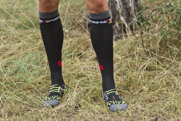 Compressport® Full Socks dostępne są także w kolorze białym