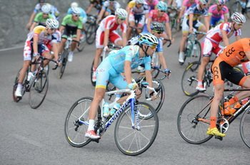 Vincenzo Nibali (Astana) przyjechał na TdP jako faworyt, jednak już na pierwszym etapie stracił bardzo dużo minut