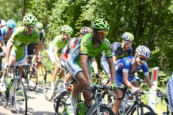 Ivan Basso (Cannondale), jeden z faworytów wyścigu, w peletonie