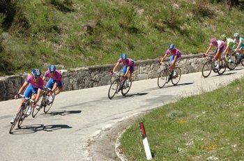 Kolarze Lampre ISD prowadzą pościg za uciekinierami