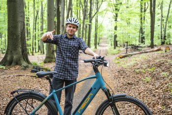 Zdjęcie do artykułu: Video: Neon Summit CM 1.0 - e-SUV polskiej marki sprawdzony!