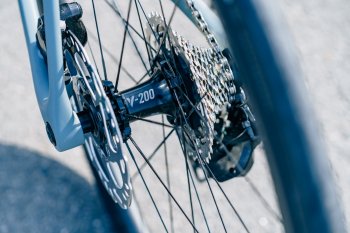 MMR Adrenaline 30 Carbon 105 Di2