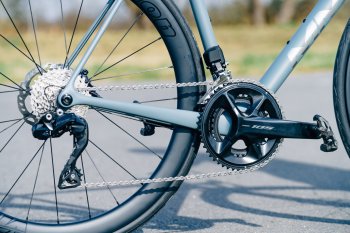 MMR Adrenaline 30 Carbon 105 Di2