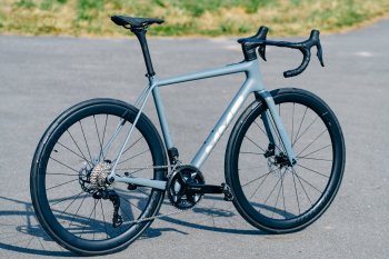 MMR Adrenaline 30 Carbon 105 Di2