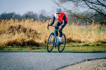 MMR Adrenaline 30 Carbon 105 Di2