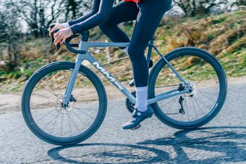 MMR Adrenaline 30 Carbon 105 Di2