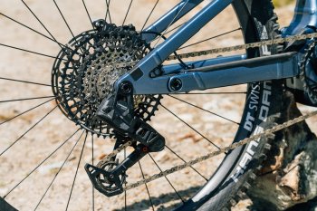 Canyon Neuron:ON AL 7