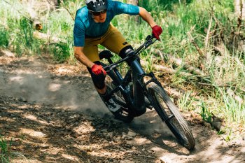 Canyon Neuron:ON AL 7