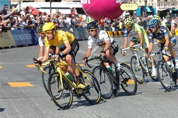 Bradley Wiggins pracował przez część etapu dla swojego sprintera. Zwycięzca wyścigu stwierdził, że w ten sposób może odwdzięczyć się Cavendishowi za ogromne poświęcenie jaki wykazał na trasie wyścigu.