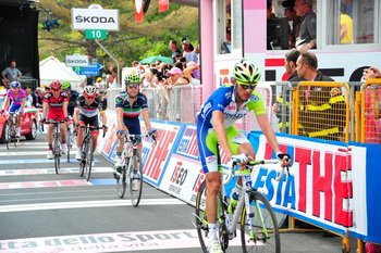 Sylwester Szmyd (Liquigas-Cannondale) na mecie